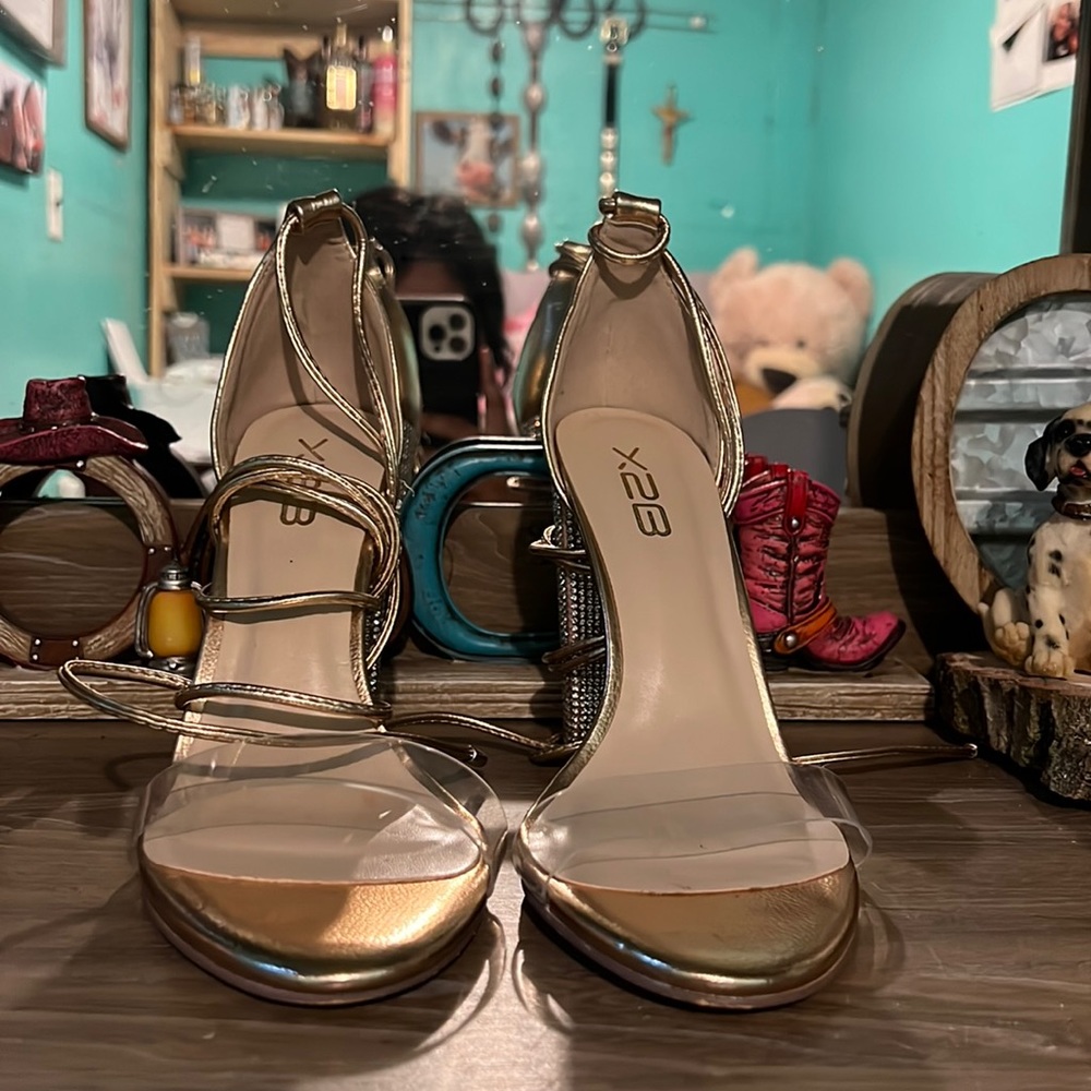 Rose gold heels size 9